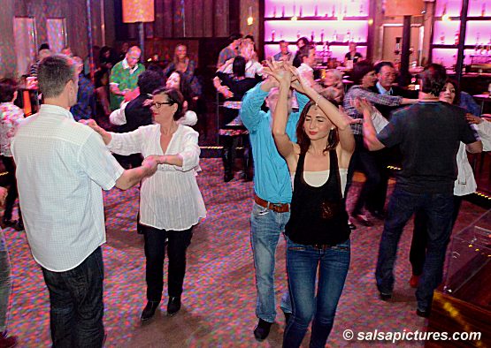 Salsa im Klejbors in Eschweiler
