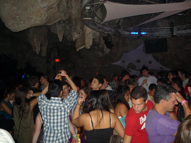 Salsa in the Disco IMAGEN, Dominican Republic