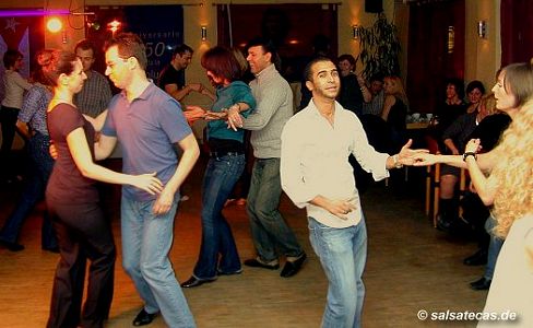 Salsa im Bootshaus, Gieen