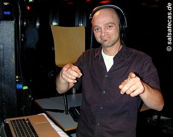 Salsa DJ Yossi Elsner