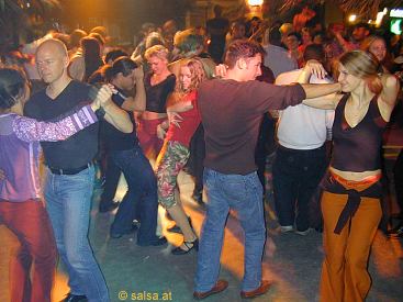 Salsa im Havana (anklicken zum Vergrößern, mit ALT+F4 wieder schliessen)