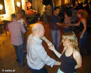 Salsa im Knubbel, Marburg (anklicken zum Vergrern - click to enlarge)