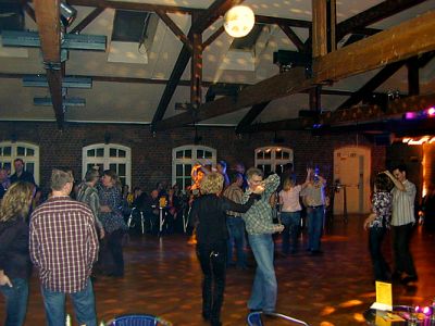 Salsa Tanzfabrik Solingen: Discofox-Tanzfläche
