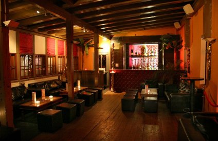 Salsa in Stuttgart: Buddha-Lounge