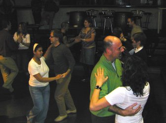 Salsa in Stuttgart: Discothek Enjoy