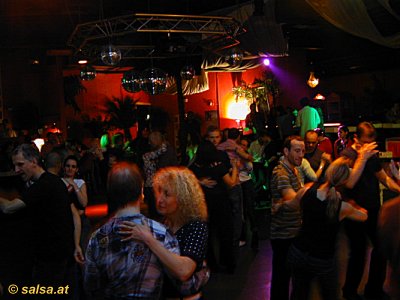 Salsa in Stuttgart: Discothek Enjoy