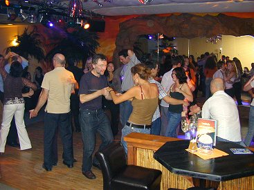 Salsa im Brauhauskeller in Schweinfurt