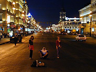 Sankt-Petersburg: nachts auf dem Newski-Prospekt - nighttime at Newsky avenue