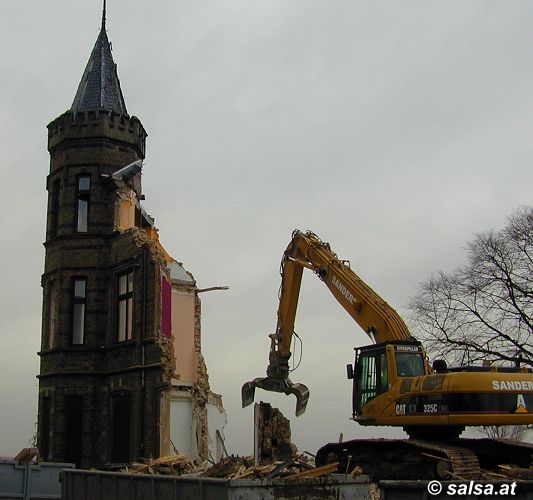 Rittergut Leuffen, Otzenrath: Abriss wegen Braunkohletagebau