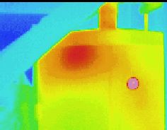 Infrarotaufnahme / Wärmebild / Thermografische Aufnahme: 1000-Liter- Elektroboiler mit z.T. mangelhafter Isolation
