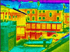 Wärmebilder: infra red image / thermographic photography / thermal picture: Häuser (im Sommer - Winterimagen kommen ab Dezember)