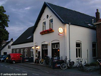 Salsa in Berlicum (near s´Hertogenbosch):De Witte Zwaan